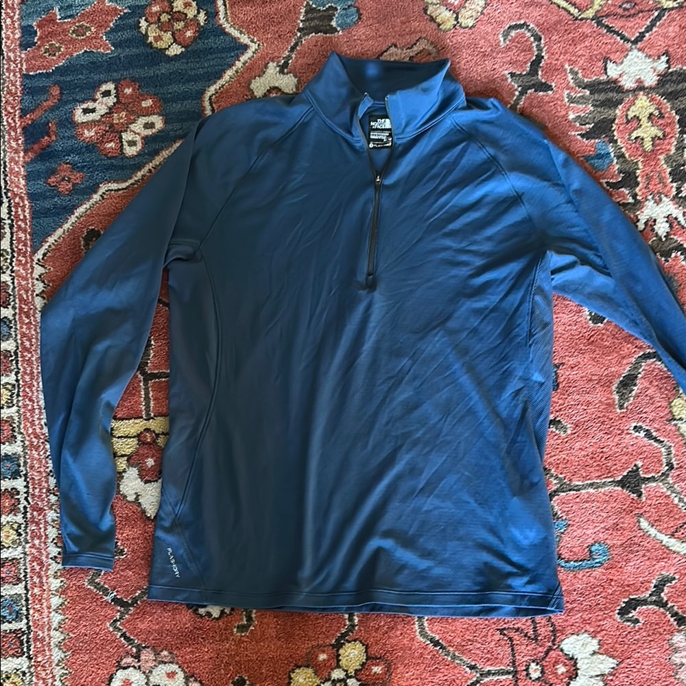 The North Face Men's Blue half-zip long sleeve flash dry shirt size medium